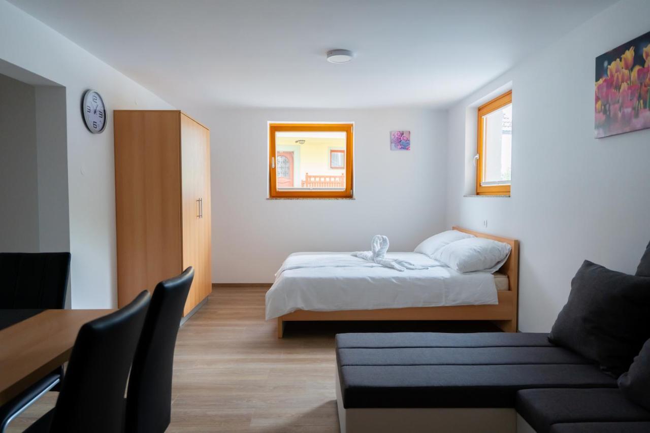 Pjagodic Apartments & Wellness Церклє-на-Горенськем Екстер'єр фото